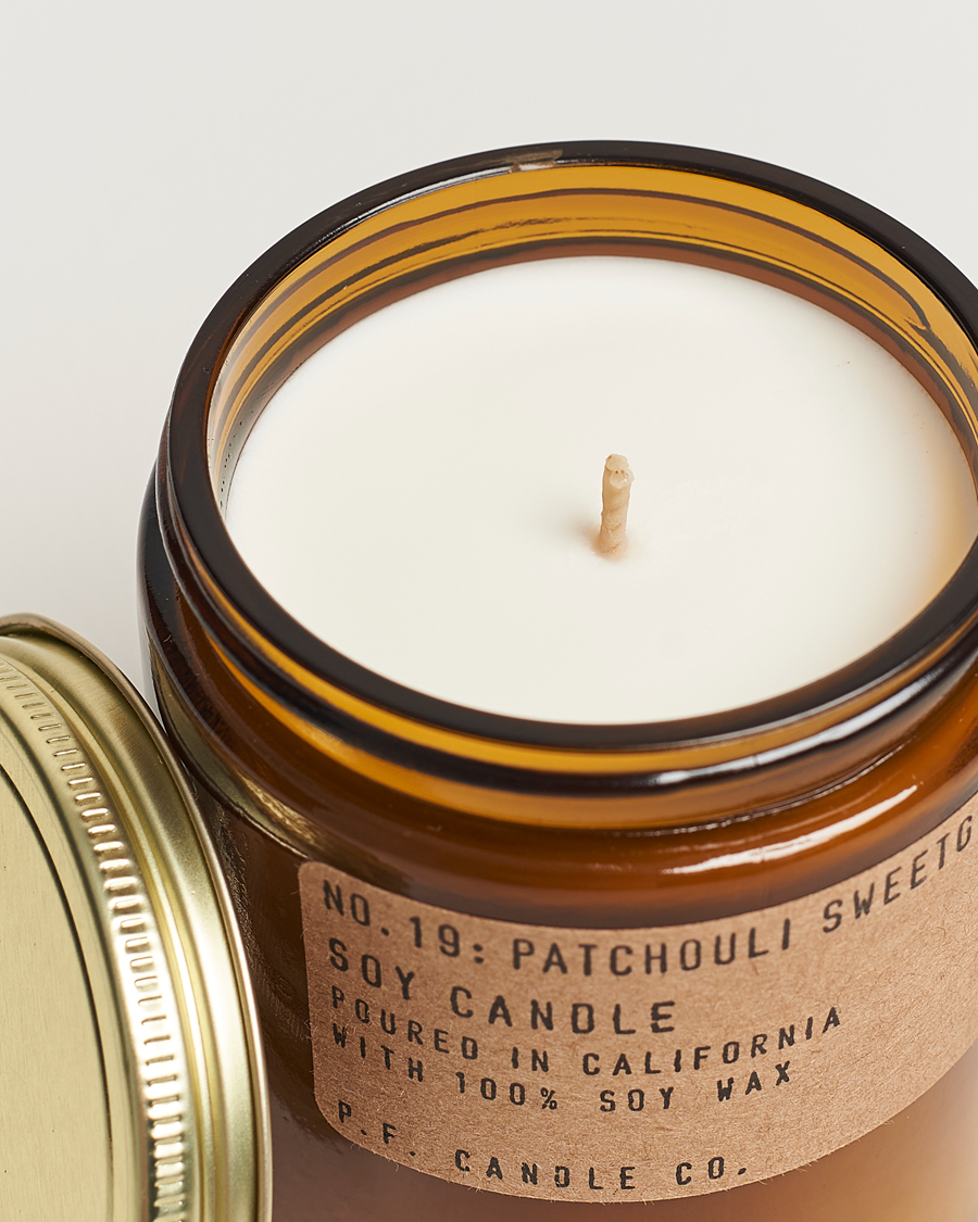 Herre | P.F. Candle Co. | P.F. Candle Co. | Soy Candle No. 19 Patchouli Sweetgrass 204g