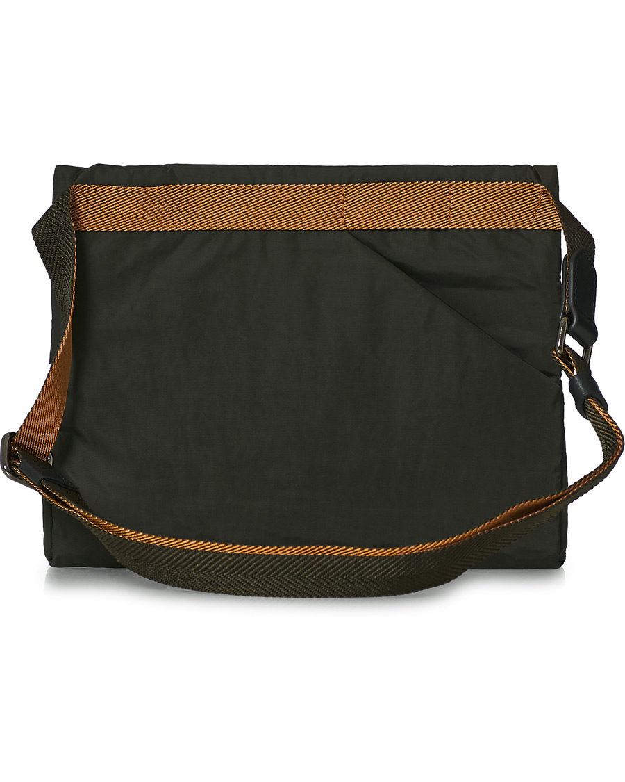 Herre | Mismo M/S Fly Nylon Cross Body Pouch Beluga/Black | Mismo | M/S Fly Nylon Cross Body Pouch Beluga/Black