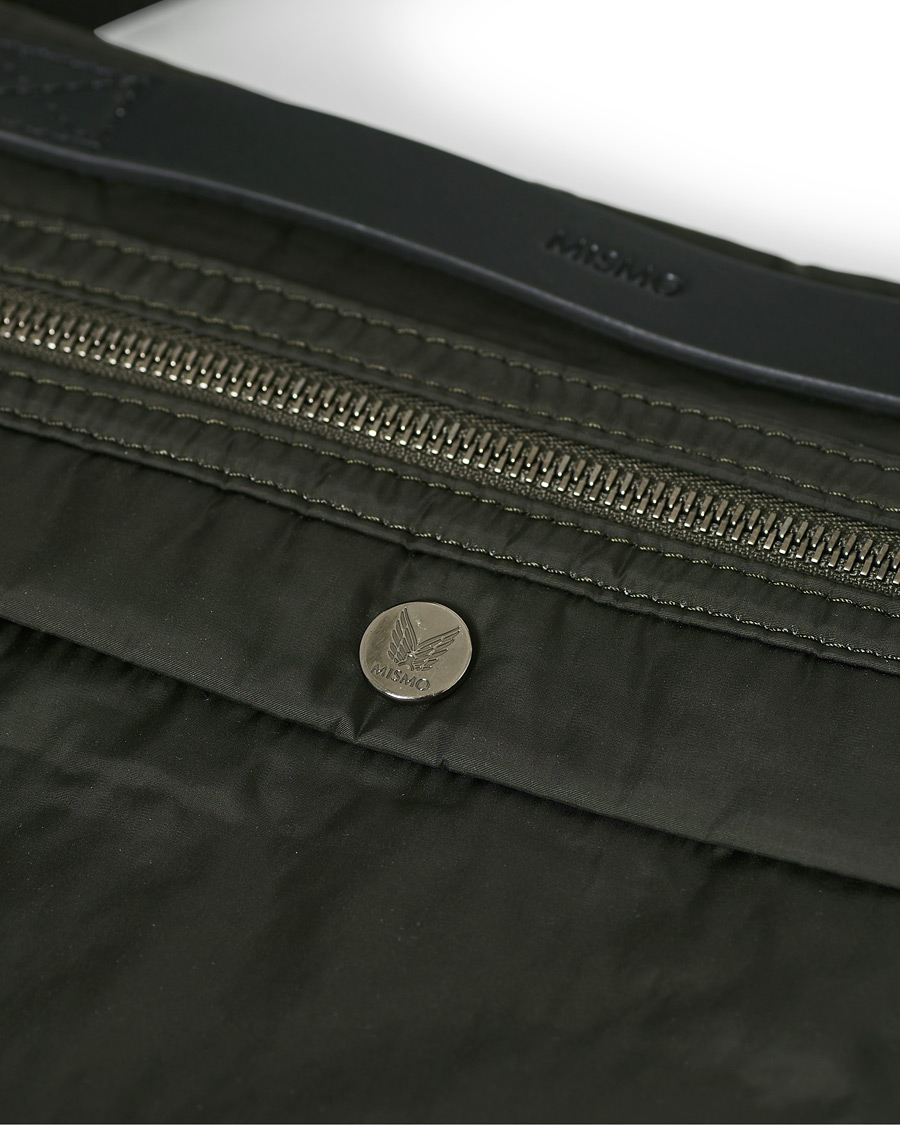 Herre | Mismo M/S Fly Nylon Cross Body Pouch Beluga/Black | Mismo | M/S Fly Nylon Cross Body Pouch Beluga/Black