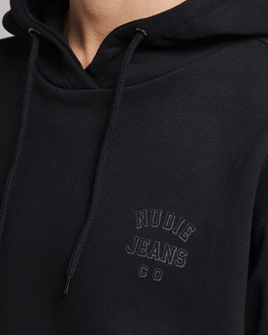 Herre | Trøjer | Nudie Jeans | Franke Logo Hoodie Black