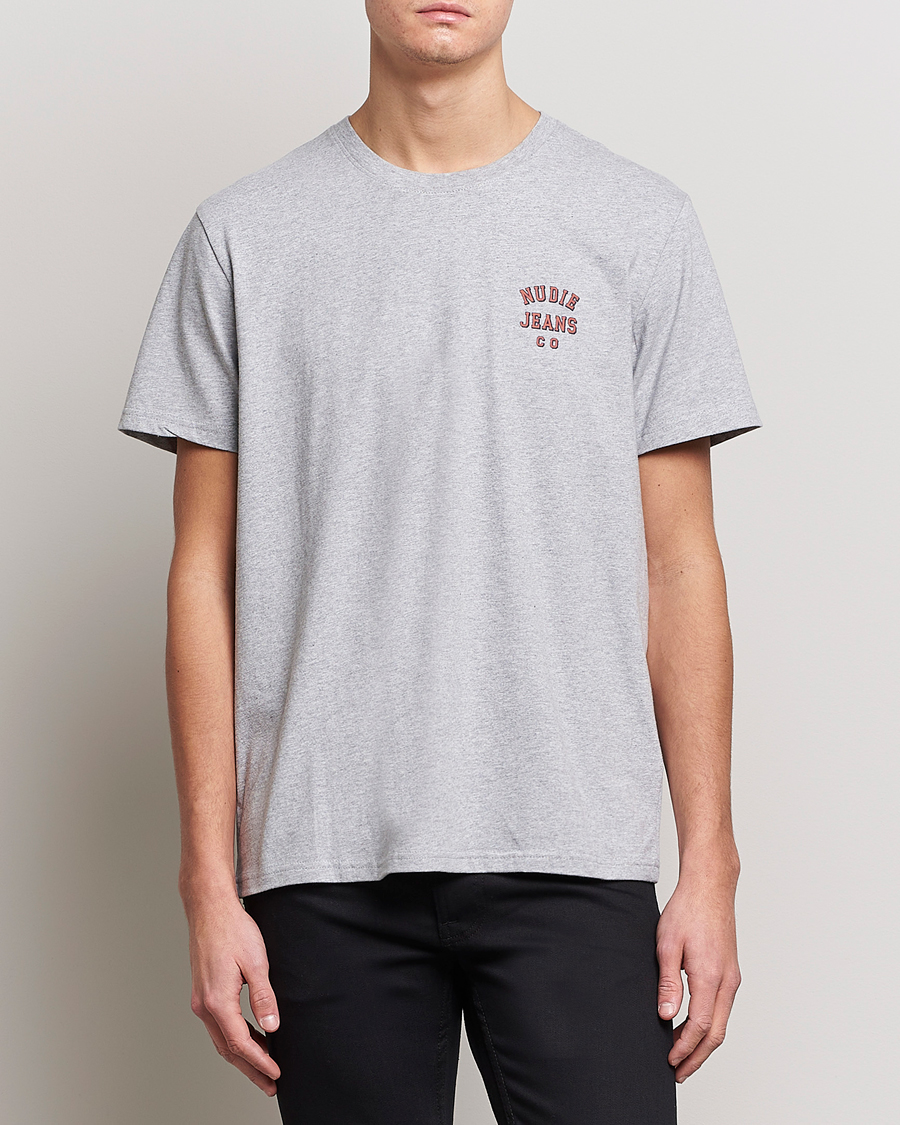 Herre | T-Shirts | Nudie Jeans | Roy Logo Crew Neck Tee Grey melange
