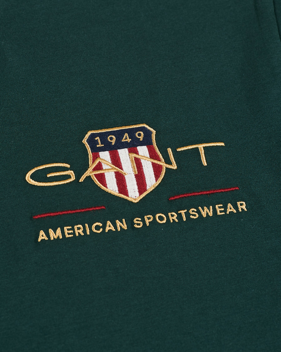 Herre | T-Shirts | GANT | Archive Shield Logo Crew Neck Tee Tartan Green