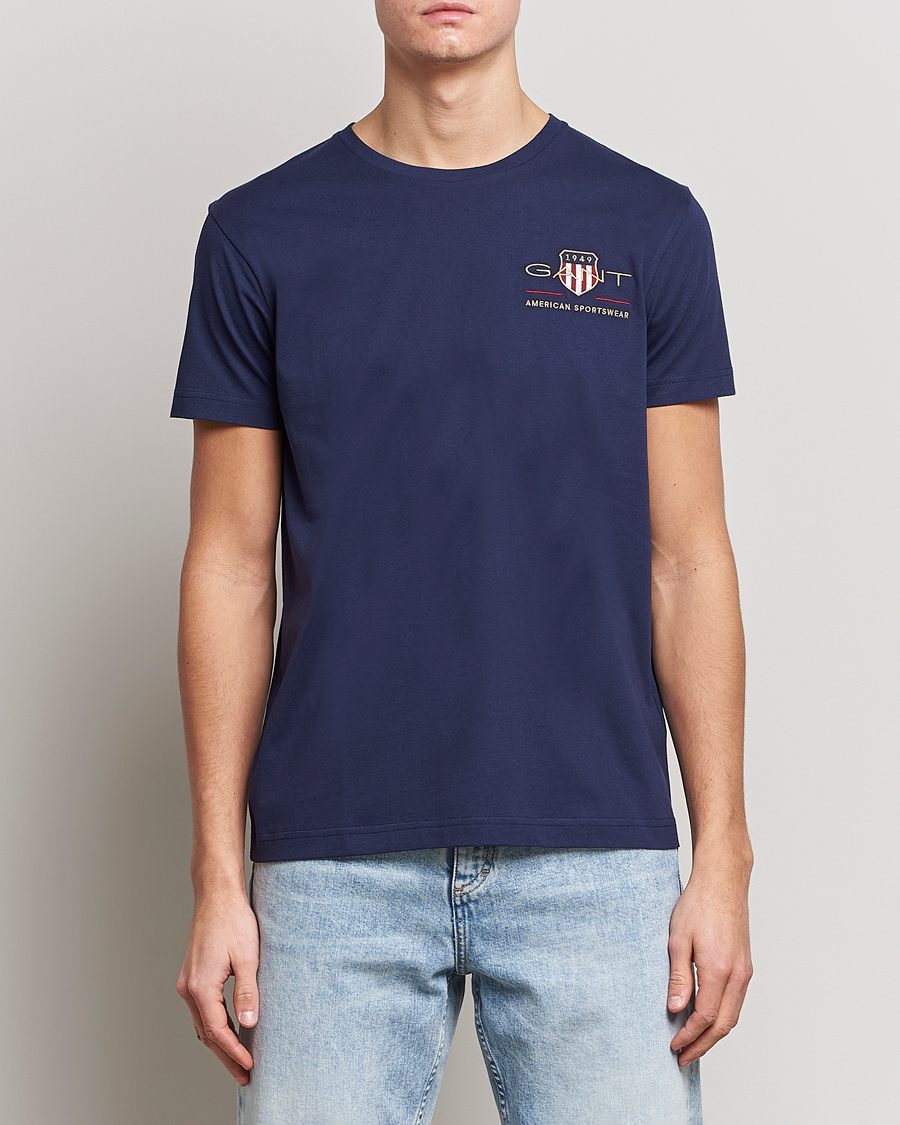 Herre | T-Shirts | GANT | Archive Shield Logo Crew Neck Tee Evening Blue