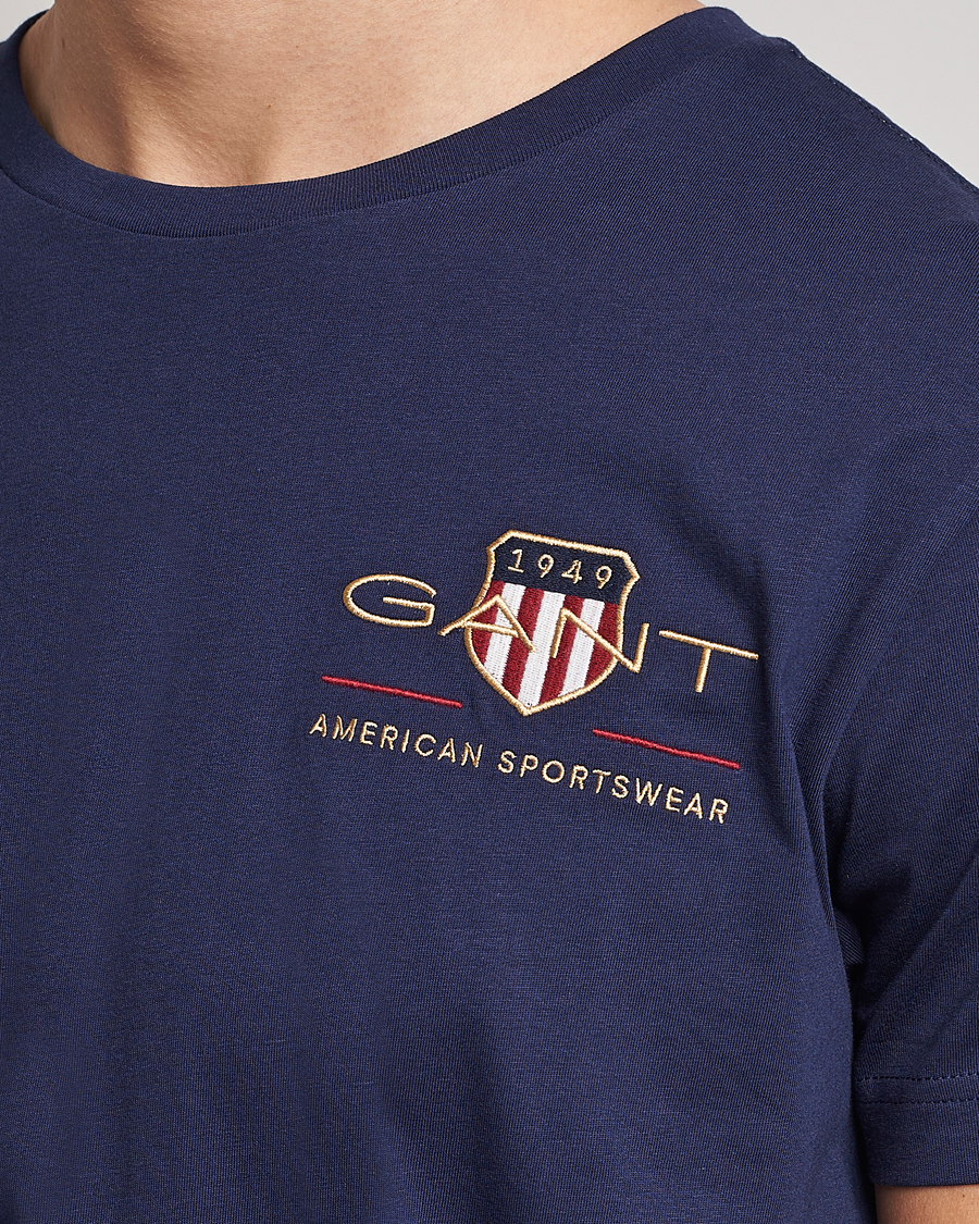 Herre | T-Shirts | GANT | Archive Shield Logo Crew Neck Tee Evening Blue