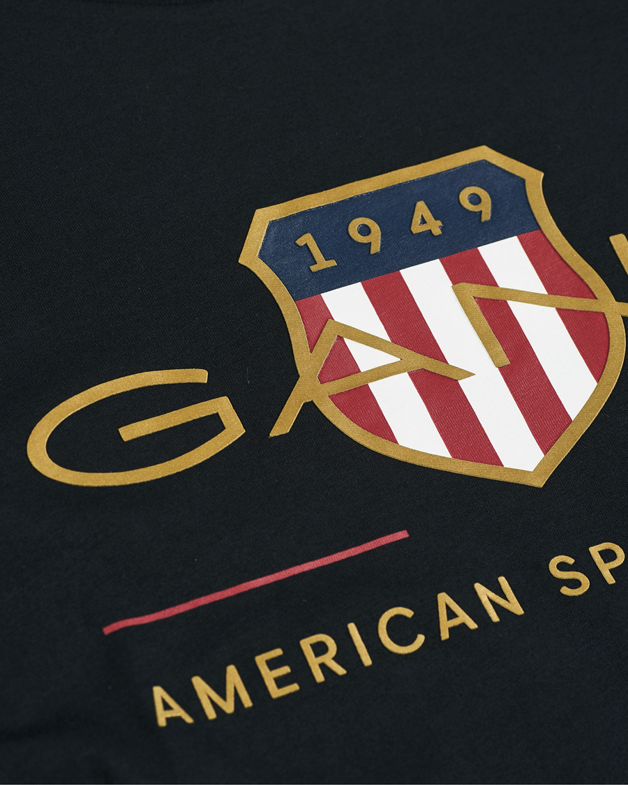 Herre | T-Shirts | GANT | Medium Archive Shield Long Sleeve Tee Black
