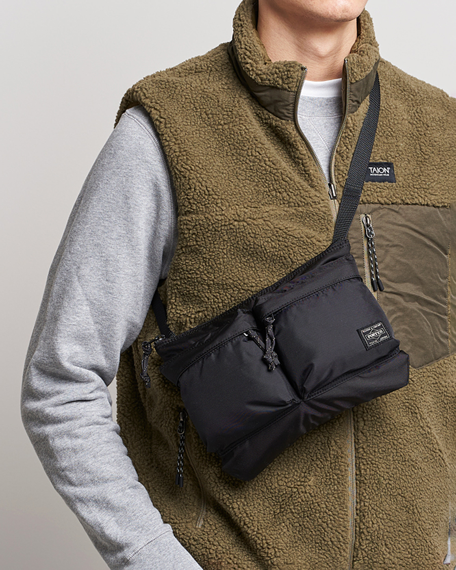 Herre | Tasker | Porter-Yoshida & Co. | Porter-Yoshida & Co.Force Small Shoulder BagBlack