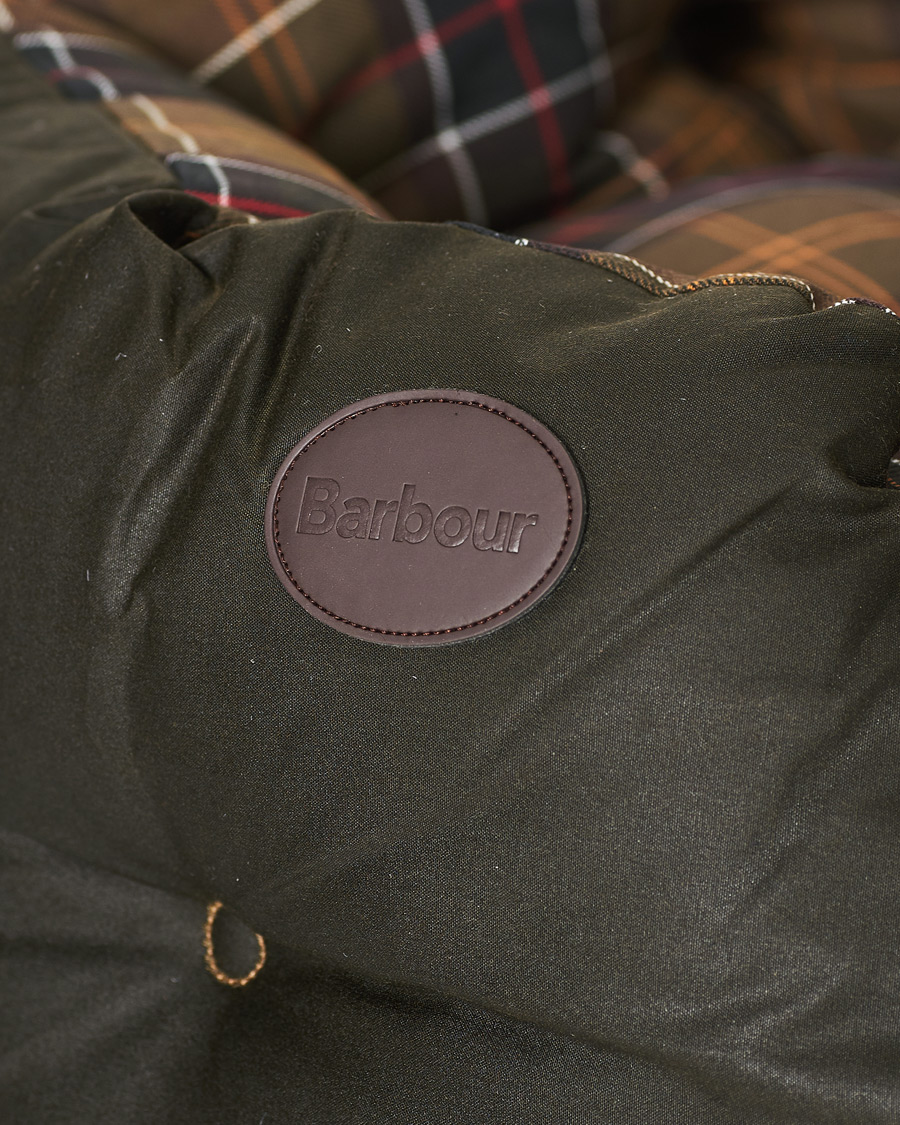 Herre | Barbour Lifestyle Wax Cotton Dog Bed 30' Olive | Barbour Lifestyle | Wax Cotton Dog Bed 30' Olive