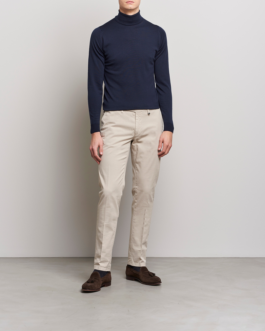 Herre | Trøjer | John Smedley | Cherwell Extra Fine Merino Rollneck Midnight