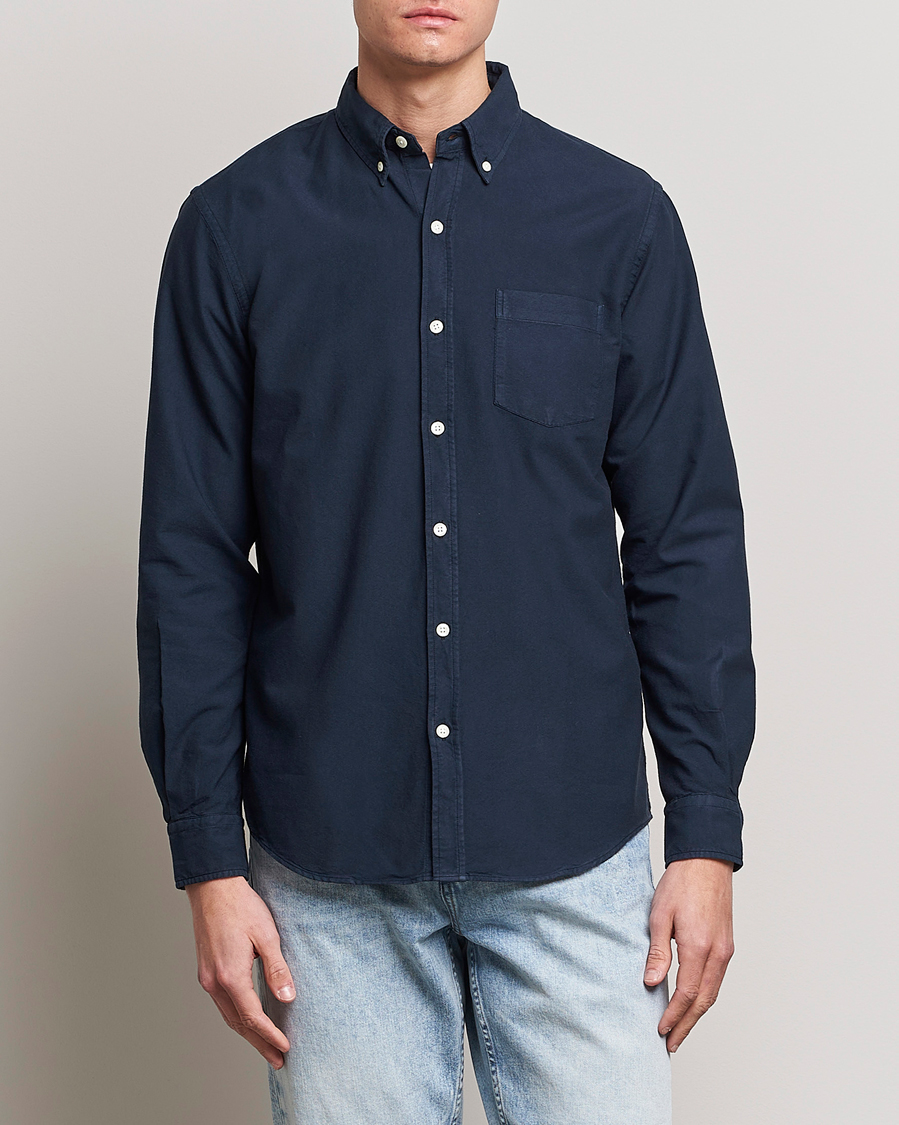 Herre | For et mere bæredygtigt valg | Colorful Standard | Classic Organic Oxford Button Down Shirt Navy Blue