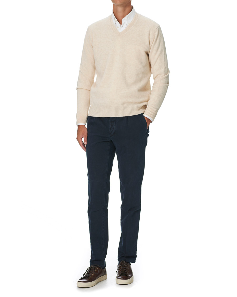 Herre | Trøjer | Oscar Jacobson | Lionel Heavy Wool V-Neck Creme