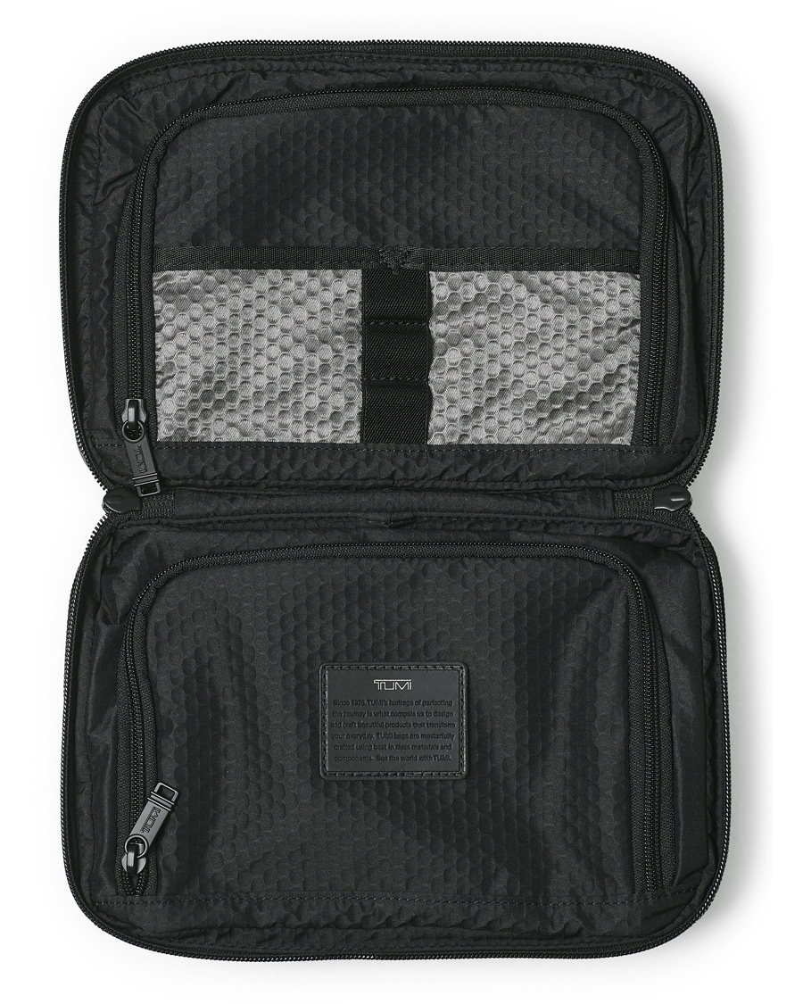 Herre | TUMI Alpha Bravo Reno Travel Kit Black | TUMI | Alpha Bravo Reno Travel Kit Black