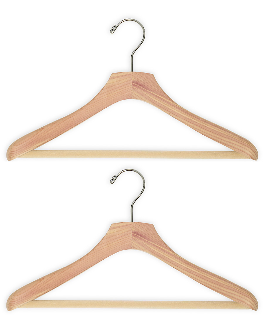 Herre | Care with Carl 2-Pack Cedar Wood Suit Hanger | Care with Carl | 2-Pack Cedar Wood Suit Hanger