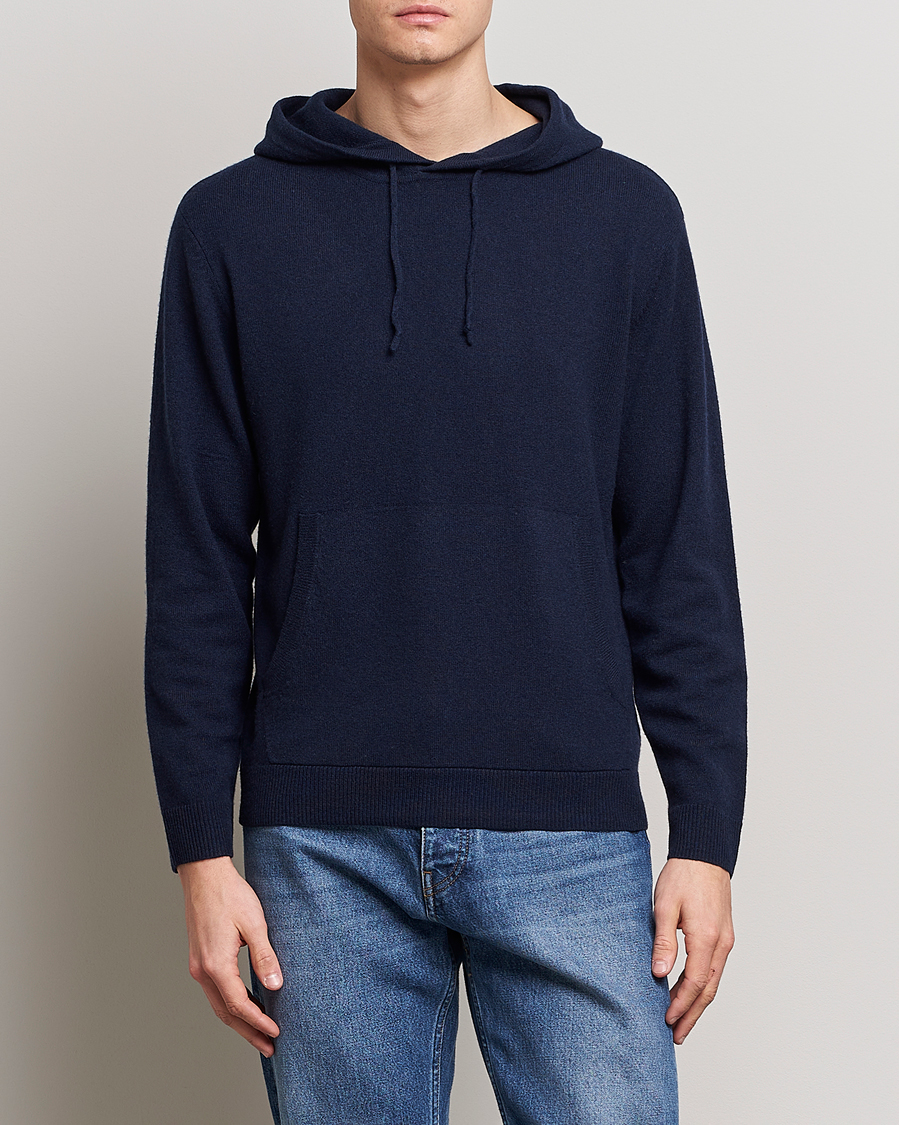 Herre | Til manden som har alt | People's Republic of Cashmere | Cashmere Hoodie Navy