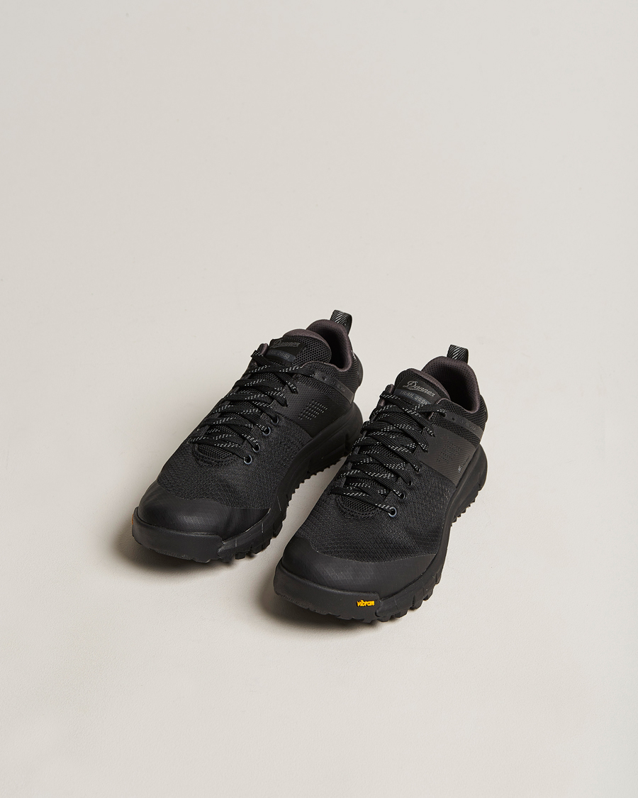 Herre | Gå regnen i møde med stil | Danner | Trail 2650 Mesh GTX Trail Sneaker Black Shadow