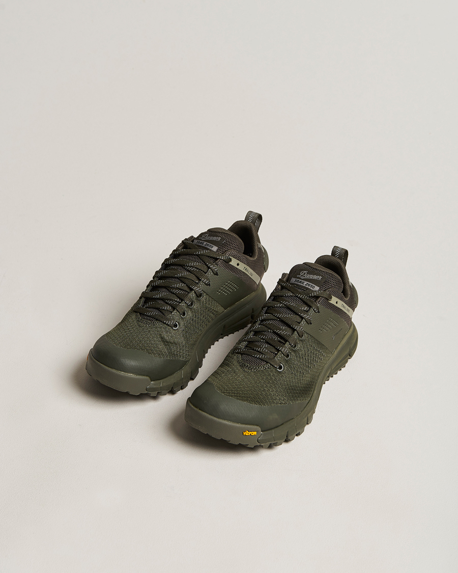Herre | Gå regnen i møde med stil | Danner | Trail 2650 Mesh GTX Trail Sneaker Forrest Night