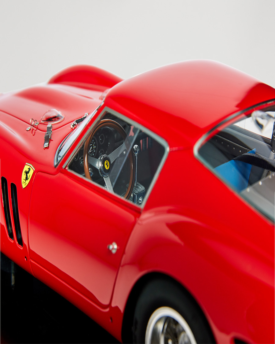 Ralph Lauren Home 250 GTO Model Car Red - CareOfCarl.dk