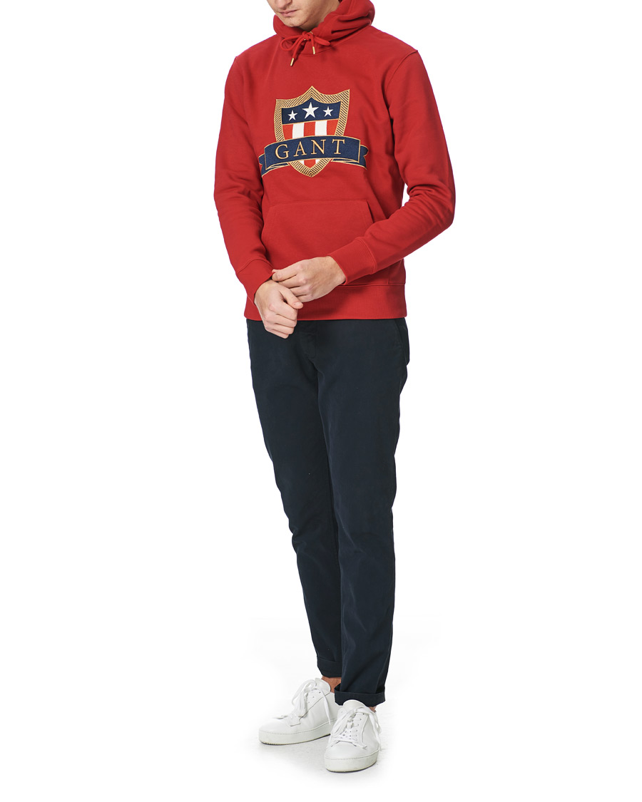 Herre | Trøjer | GANT | Banner Shield Hoodie Equestrian Red