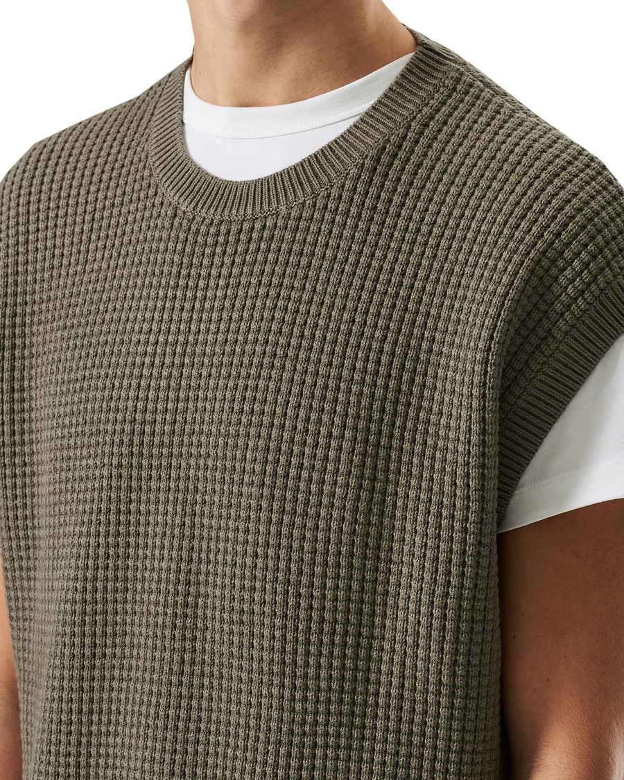 Herre | Trøjer | Tiger of Sweden | Clemente Knitted Vest Light Khaki