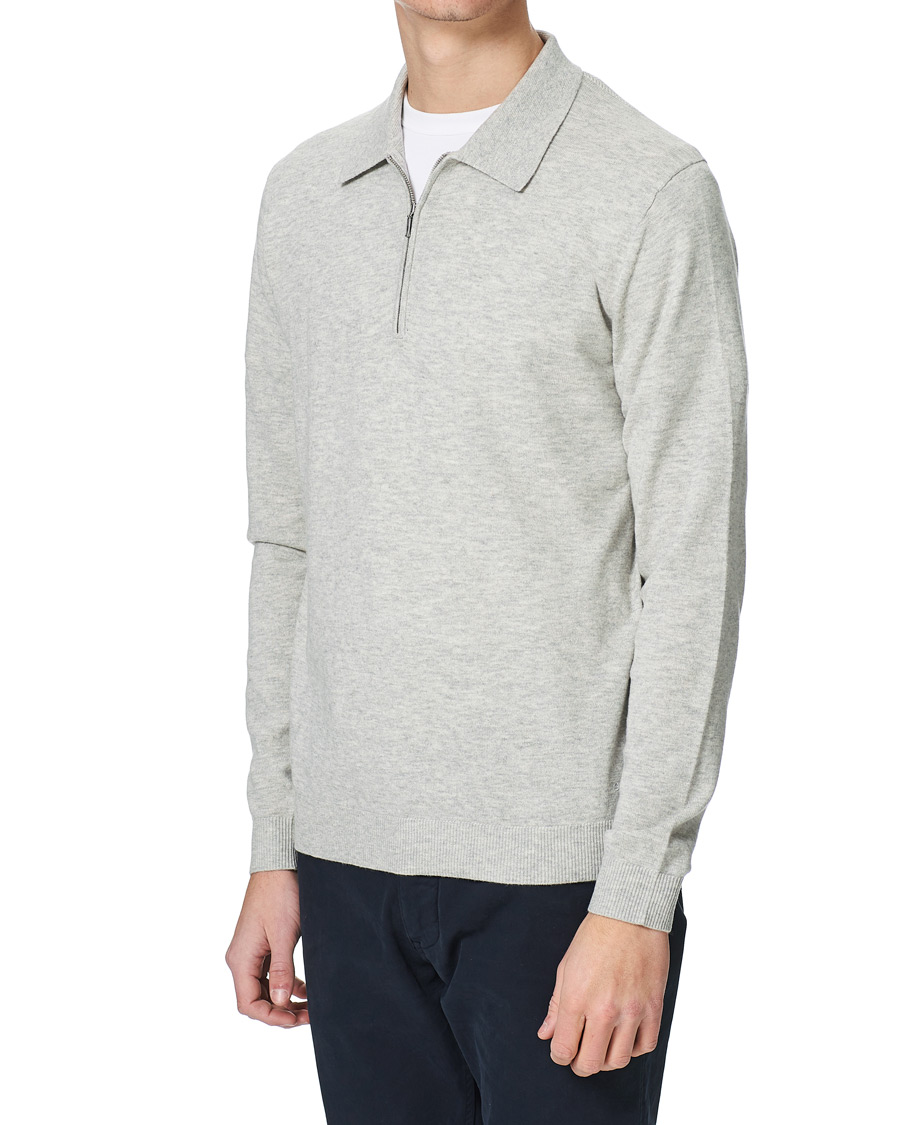 Herre | Trøjer | Tiger of Sweden | Orbit Merino Wool Half Zip Med Grey Mel
