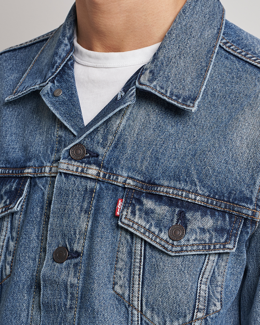 automat Stikke ud Varme Levi's The Trucker Jacket Skyline - CareOfCarl.dk