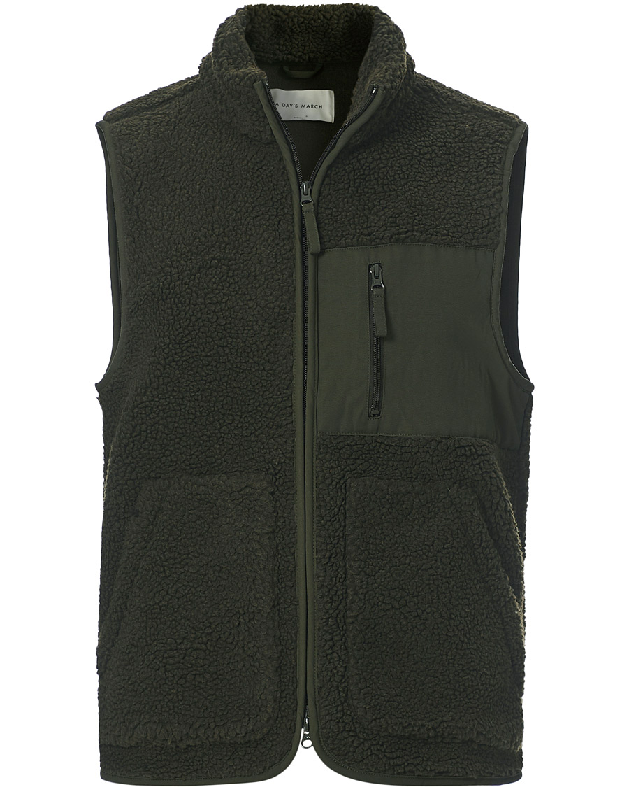Herre |  | A Day's March | Arvån Recycled Fleece Vest Olive