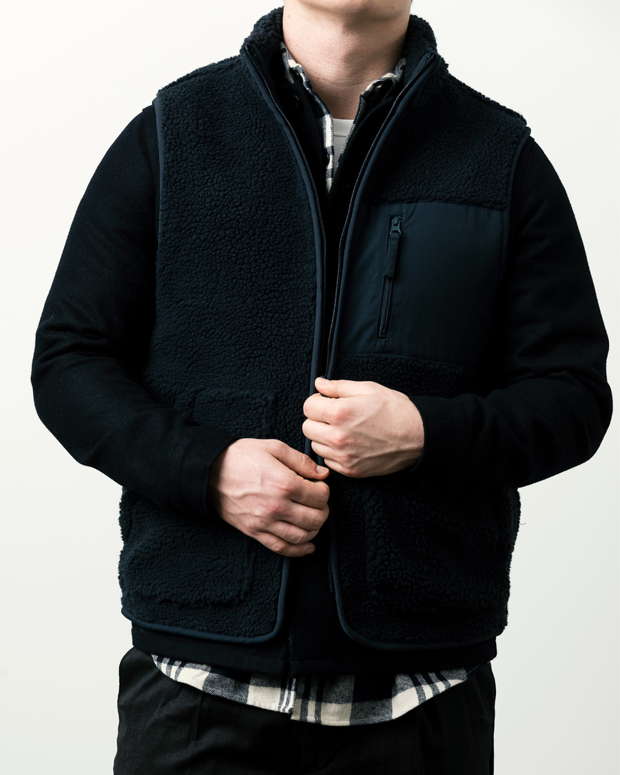 Herre | Trøjer | A Day's March | Arvån Recycled Fleece Vest Navy