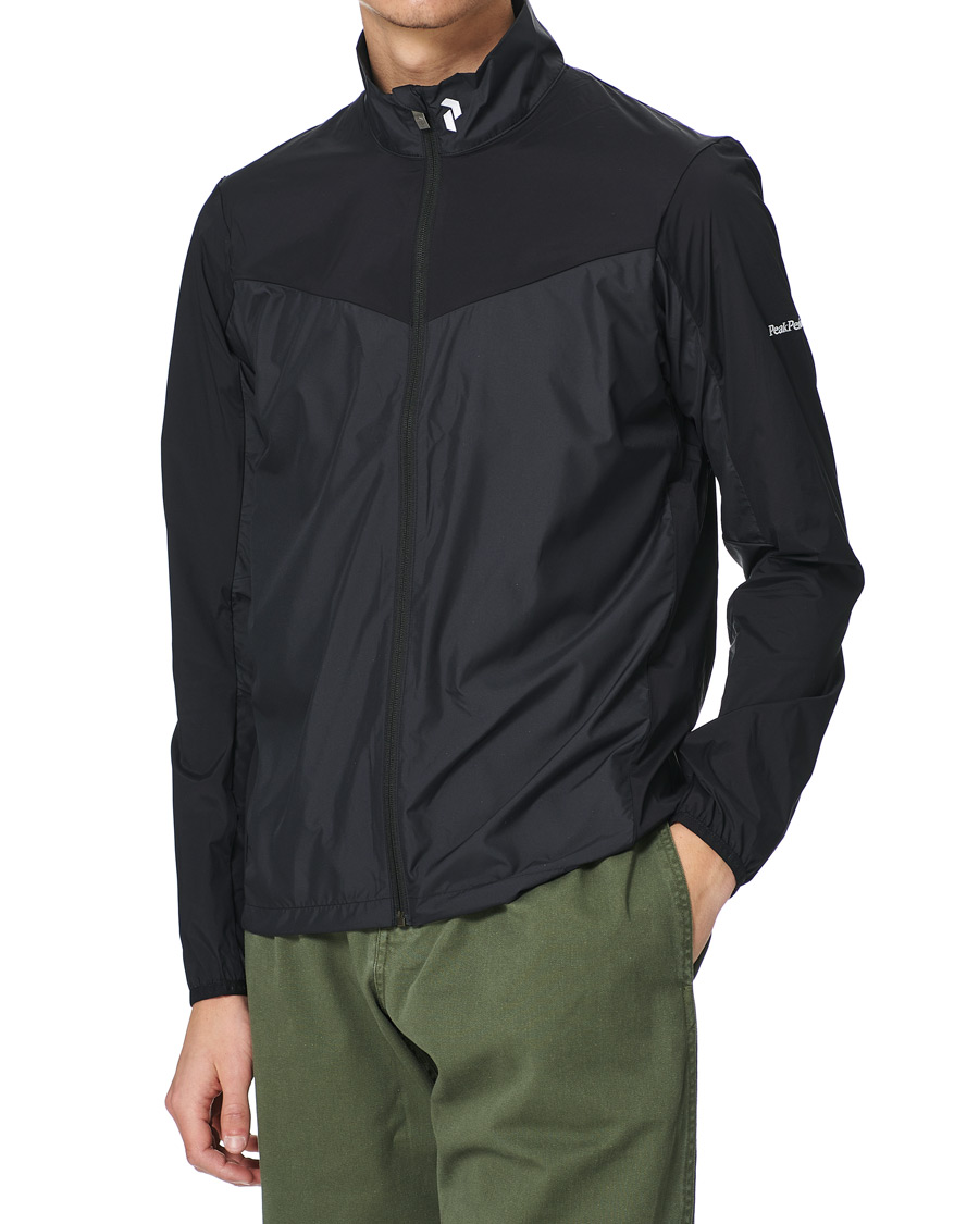 Performance Meadow Wind Jacket Black - CareOfCarl.dk