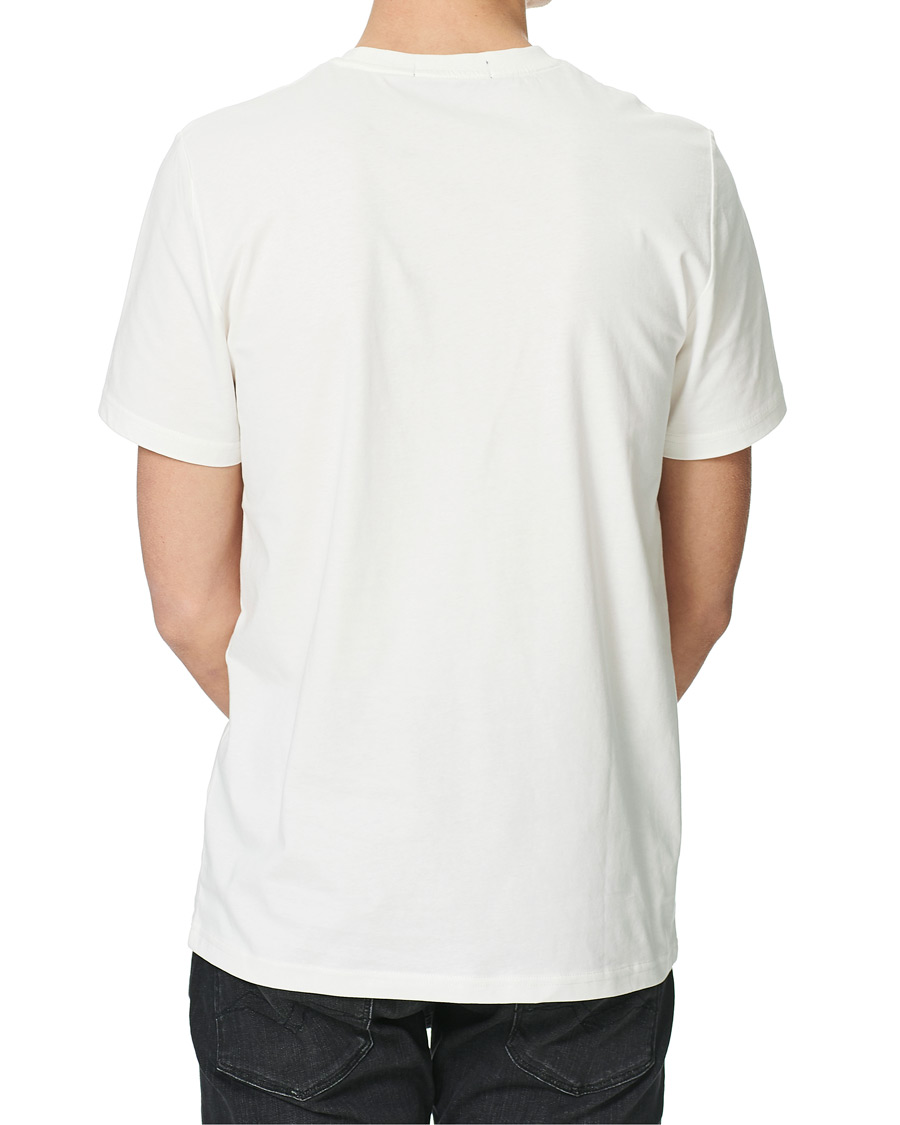 Herre | T-Shirts | Fred Perry | Laurel Wreath Tee Snow White