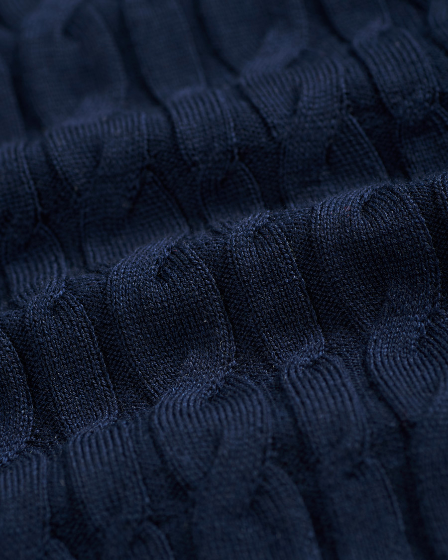 Herre | Trøjer | Stenströms | Contast Merino Cable V-Neck Navy
