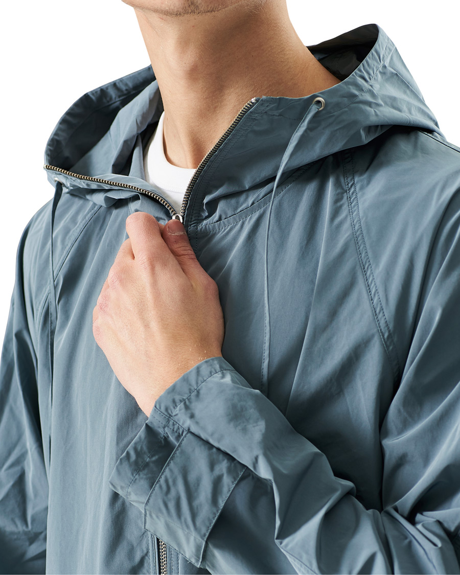 Herre | Jakker | Filippa K | Malmo Windbreaker Jacket Dusty Blue