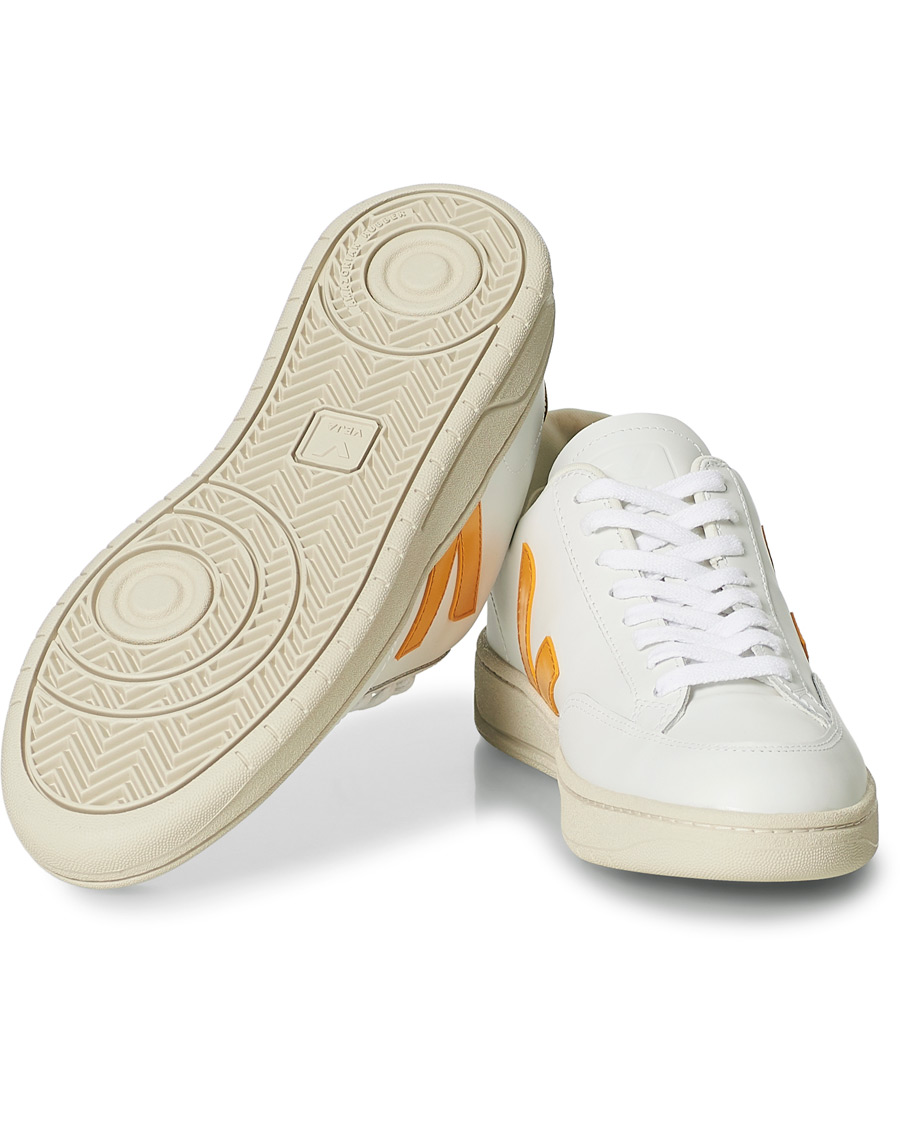 Herre | Veja V-12 Leather Sneaker Extra White/Ouro | Veja | V-12 Leather Sneaker Extra White/Ouro