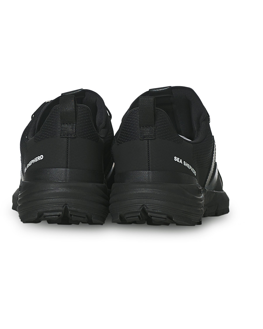 Herre | Veja VEJA X Sea Shepherd Dekkan Vibram Running Sneaker Black | Veja | X Sea Shepherd Dekkan Vibram Running Sneaker Black