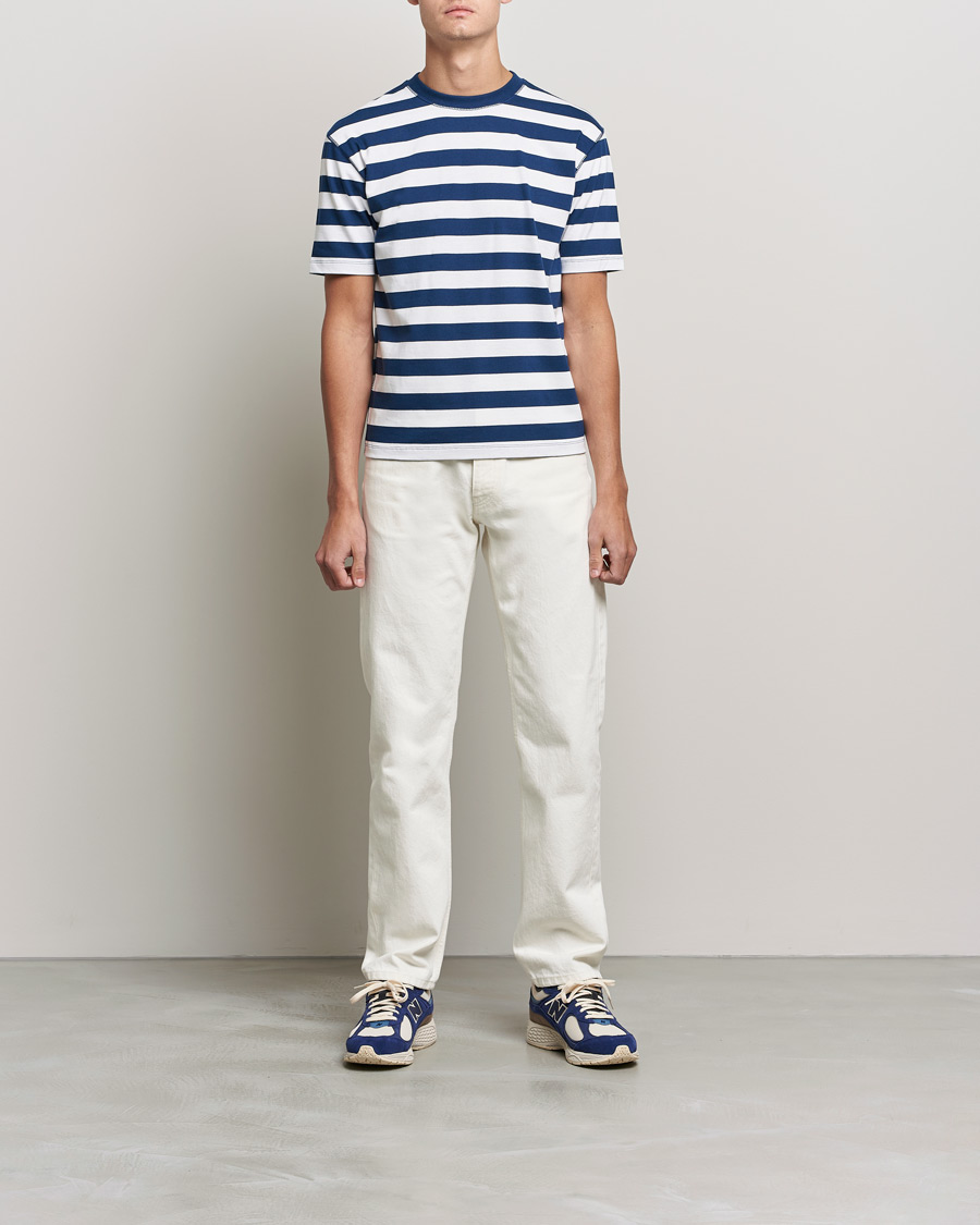 Herre | T-Shirts | Drake's | Striped Cotton Hiking Tee White/Navy