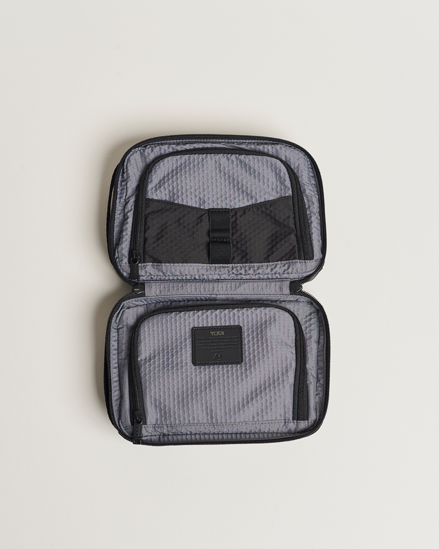 Herre | Tasker | TUMI | Alpha Bravo Response Travel Kit Black