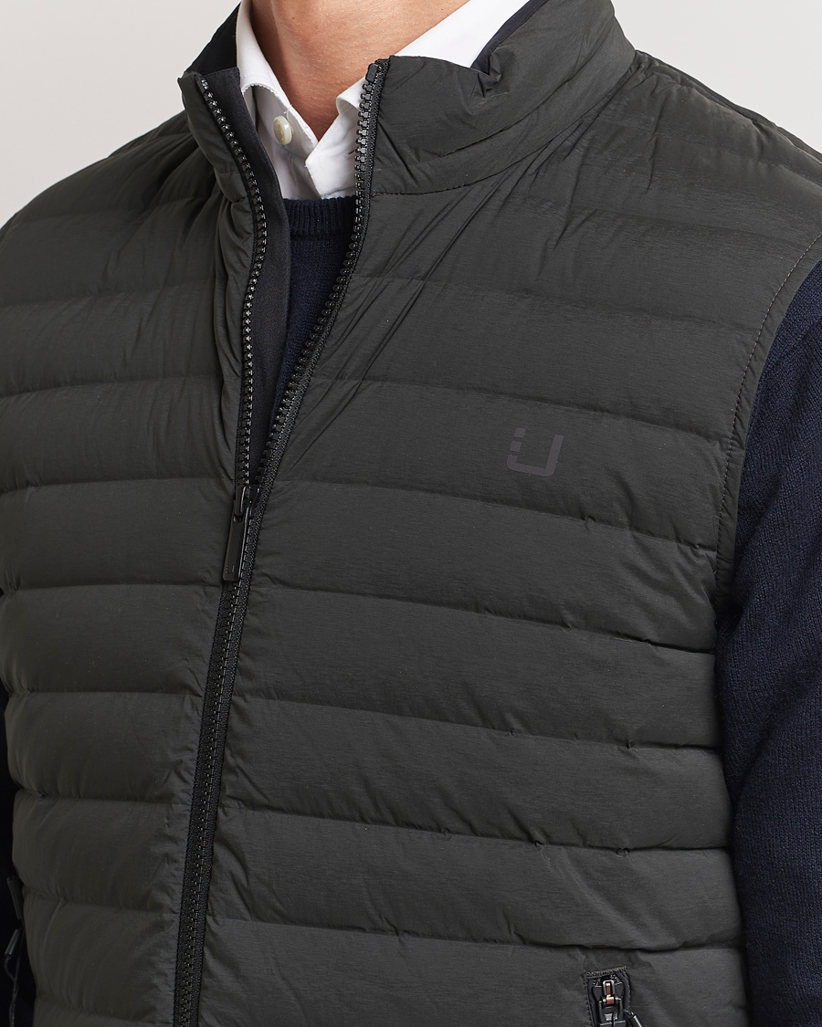Herre | Veste | UBR | Super Sonic Vest Night Olive