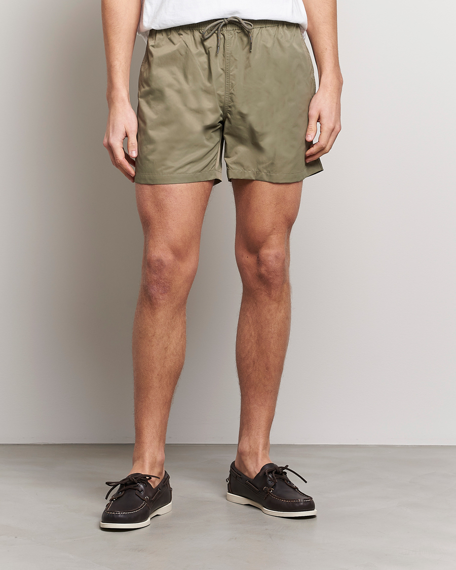 Herre | Sommer | Colorful Standard | Classic Organic Swim Shorts Dusty Olive