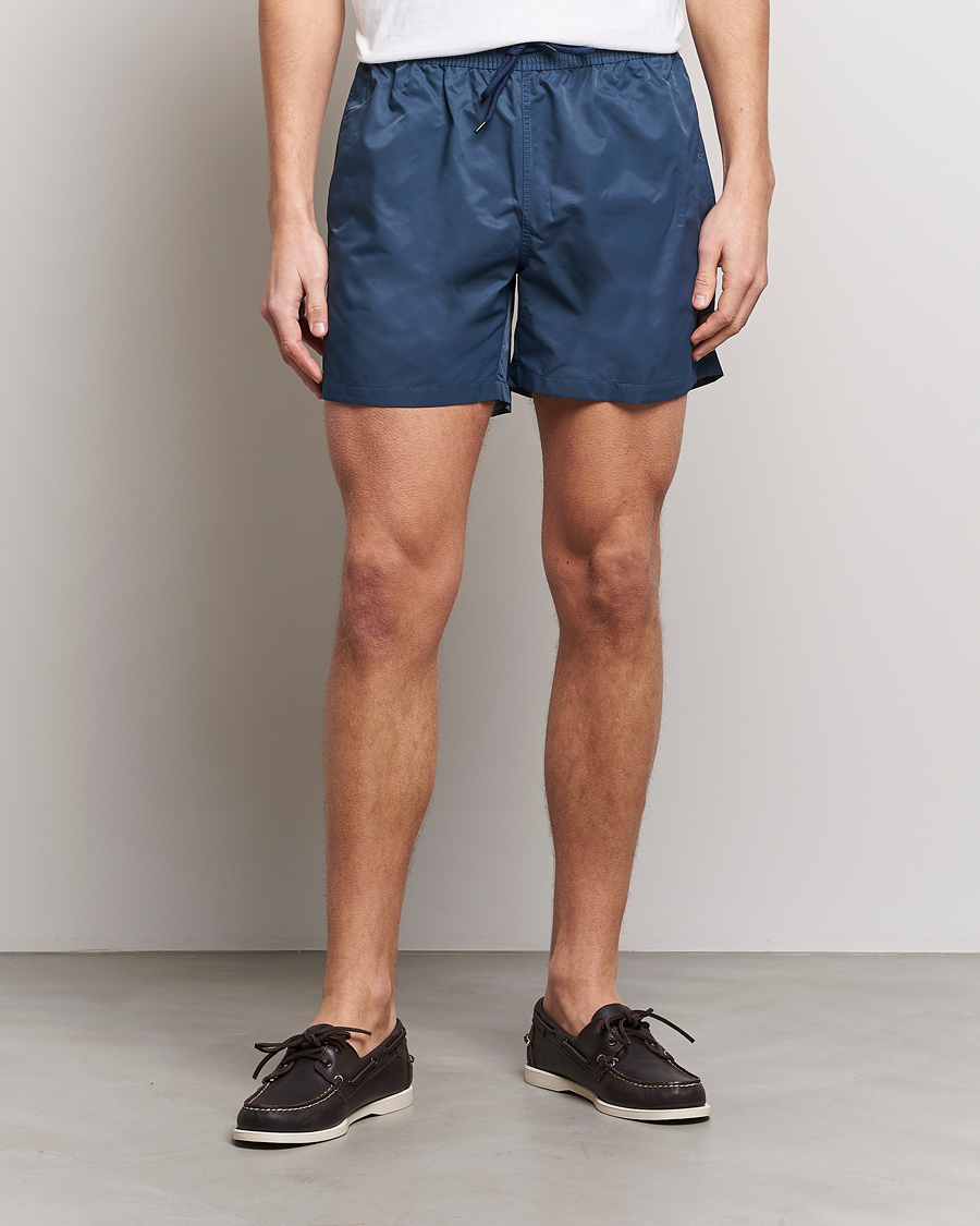 Herre | Badebukser | Colorful Standard | Classic Organic Swim Shorts Petrol Blue