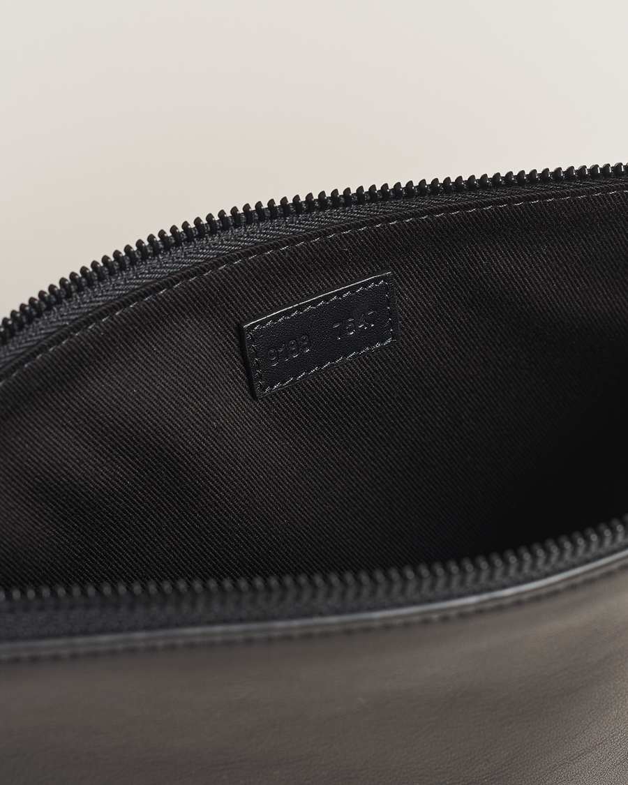 Herre | Common Projects Medium Flat Nappa Leather Pouch Black | Common Projects | Medium Flat Nappa Leather Pouch Black