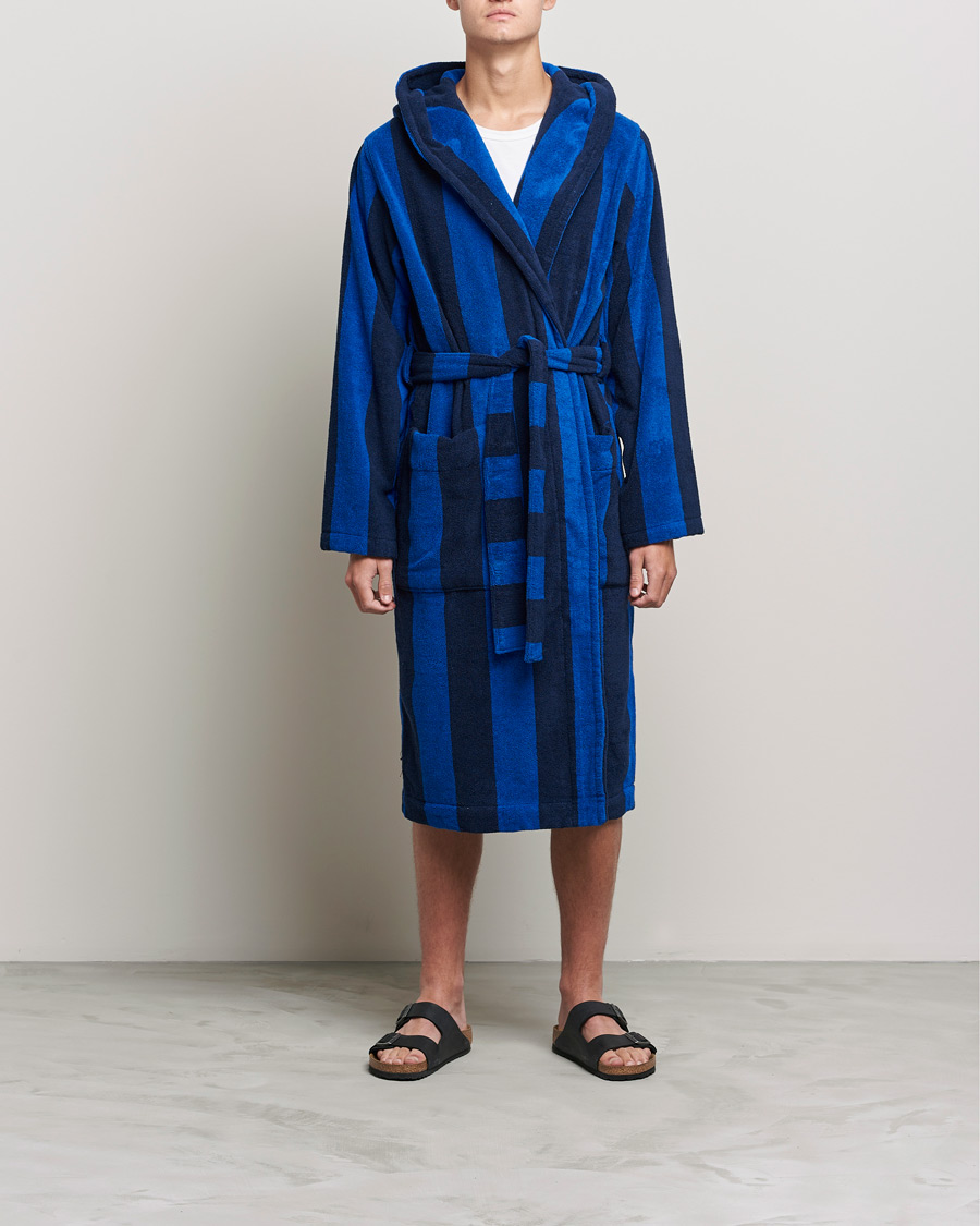 Herre | Pyjamas & Morgenkåber | Tekla | Organic Terry Hooded Bathrobe Navy Block Stripes