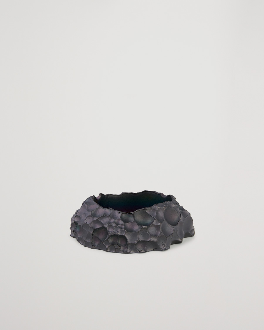 Herre | Skultuna Opaque Objects Candle Holder Small Titanium Black | Skultuna | Opaque Objects Candle Holder Small Titanium Black