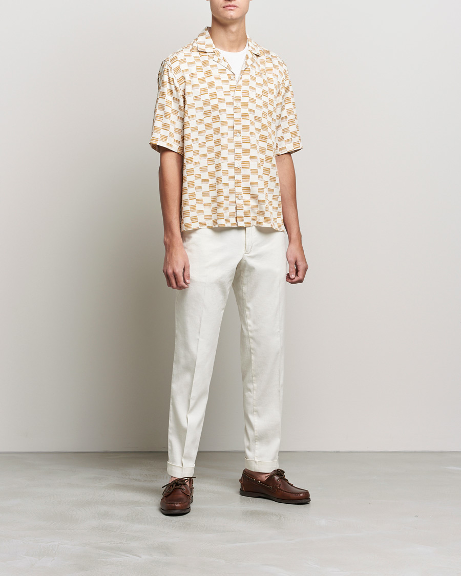 Herre | Kortærmede skjorter | BOSS | Lars Printed Resort Collar Short Sleeve Shirt Open Beige