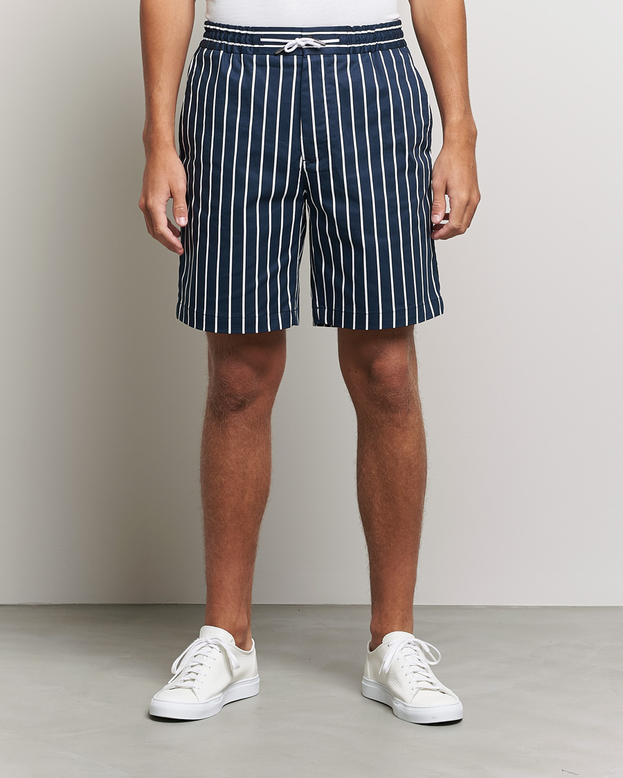 Herre | Drawstringshorts | J.Lindeberg | Earl Stripe Resort Shorts Navy
