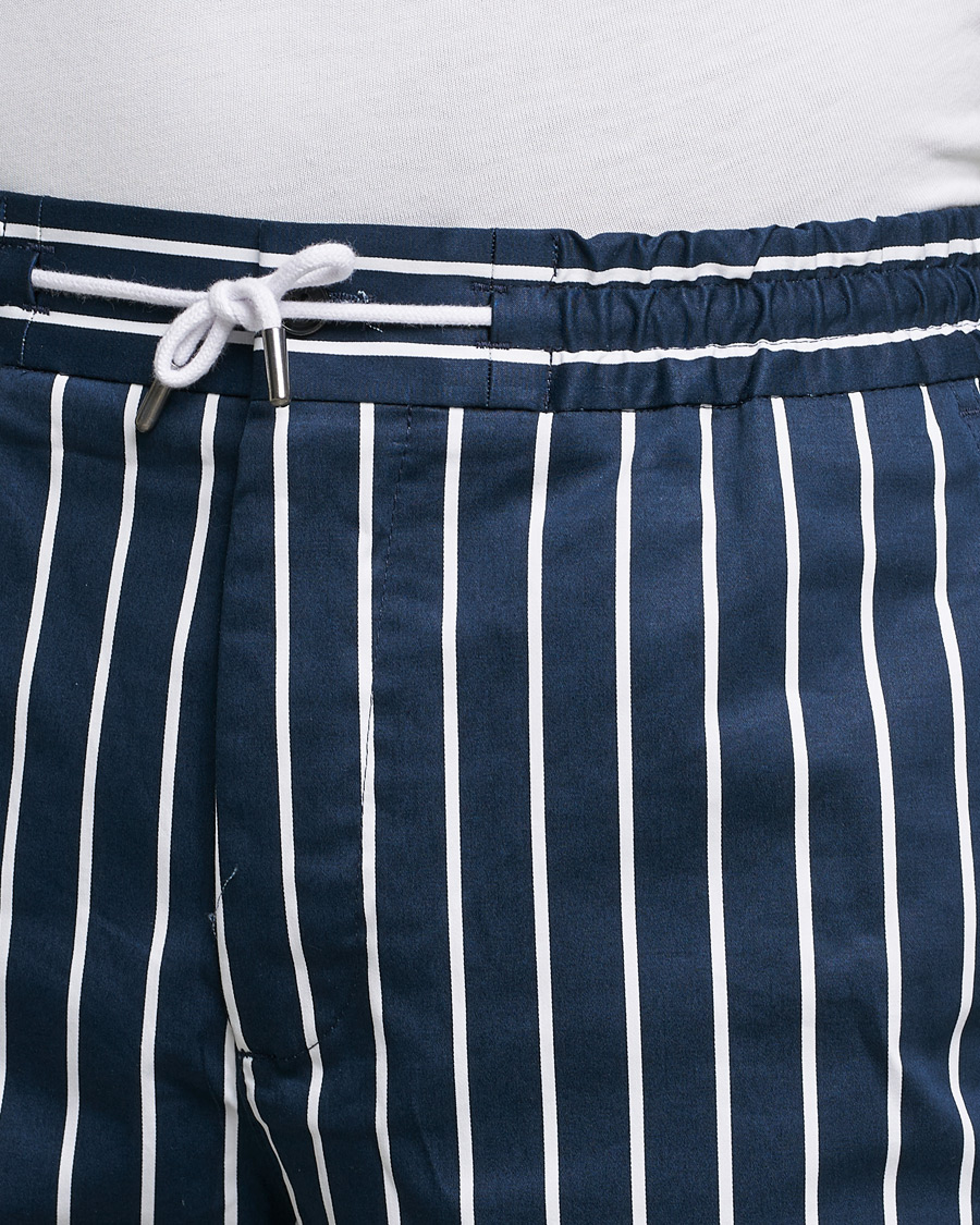 Herre | Shorts | J.Lindeberg | Earl Stripe Resort Shorts Navy