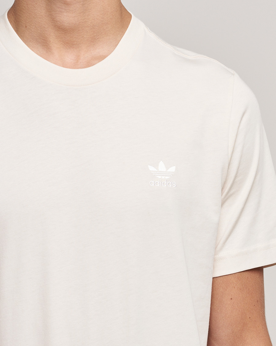 Herre | T-Shirts | adidas Originals | Essential Tee Won White
