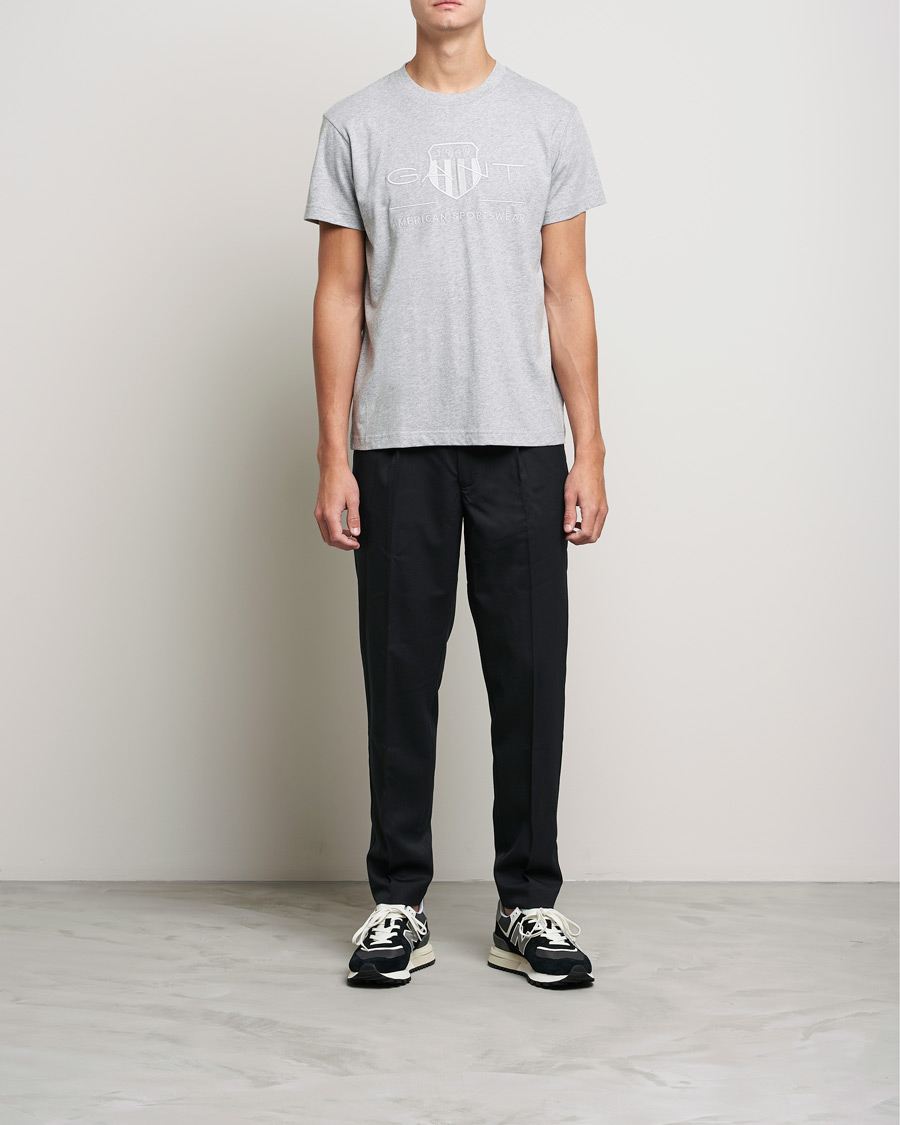 Herre | T-Shirts | GANT | Tonal Archive Shield Crew Neck Tee Grey Melange