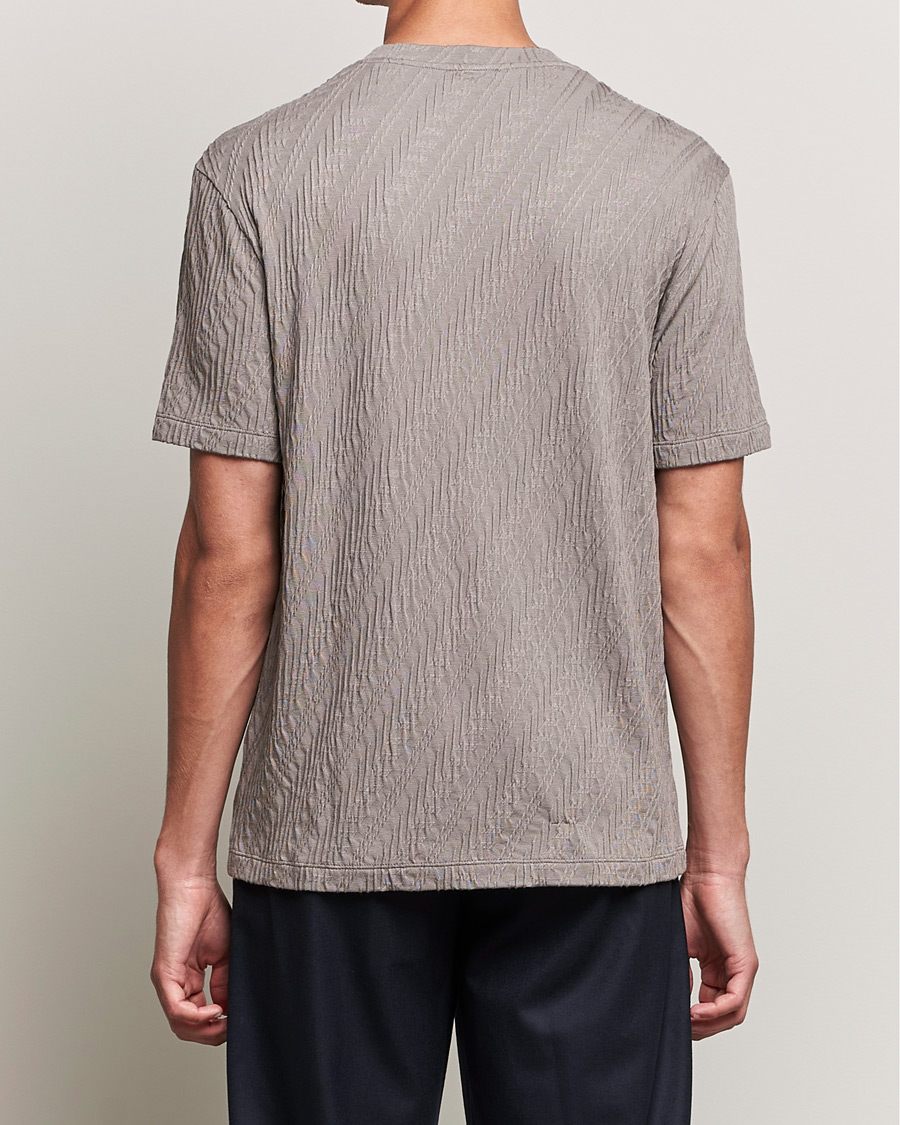 Herre | T-Shirts | Giorgio Armani | Cashmere Blend Chevron T-Shirt Beige