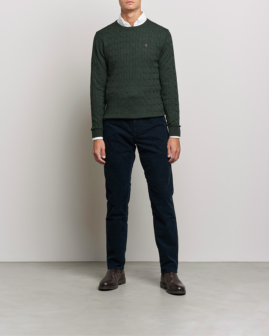 Herre | Trøjer | Morris | Merino Cable Crew Neck Olive