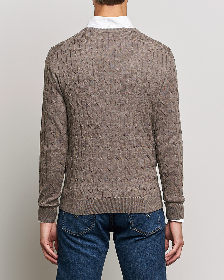 Herre | Trøjer | Morris | Merino Cable Crew Neck Light Brown