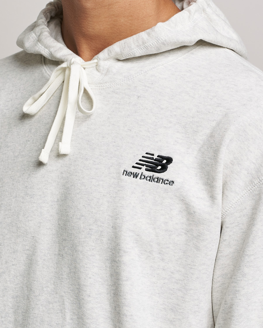 Herre | Trøjer | New Balance | Essentials Hoodie Sea Salt Heather