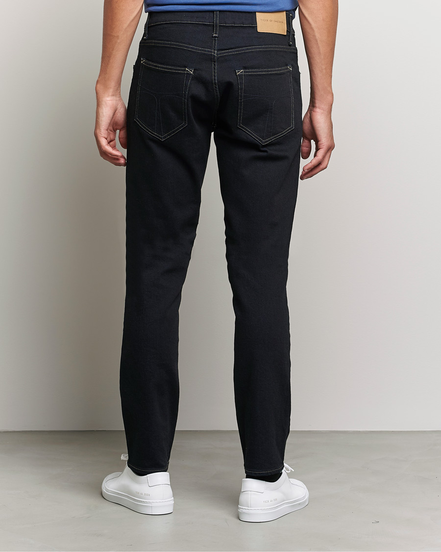 Herre | Jeans | Tiger of Sweden | Pistolero Stretch Cotton Jeans Black Blue